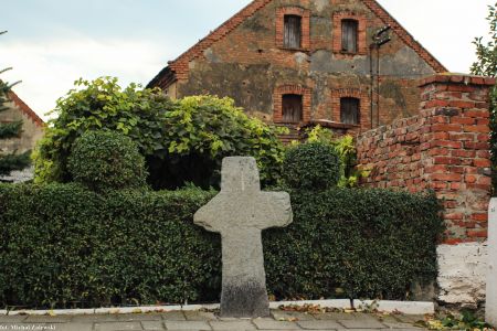 Krzyż pojednania w Glinicy