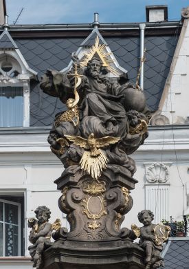 Trójca Święta na kolumnie w Bystrzycy Kłodzkiej, 1736 (fot. 2016).