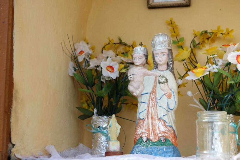 Plik:Strzelce, kapliczka wnękowa a.jpeg