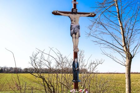 Krzanowice, raciborski; Chrystus i Matka Bolesna z blachy z roku 1924