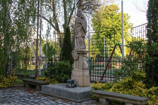 Figura św. Jana Nepomucena sprzed Bramy Mikołajskiej