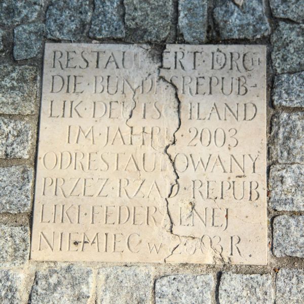 Plik:Osobowice Nepomucen tablica 2013.jpg