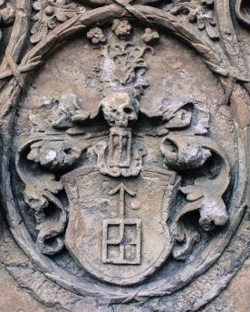 Gmerk (herb?) Georga von Althoff zwanego Scholtzem (1517-1604); plakieta pod epitafium Krappów, ok. 1580