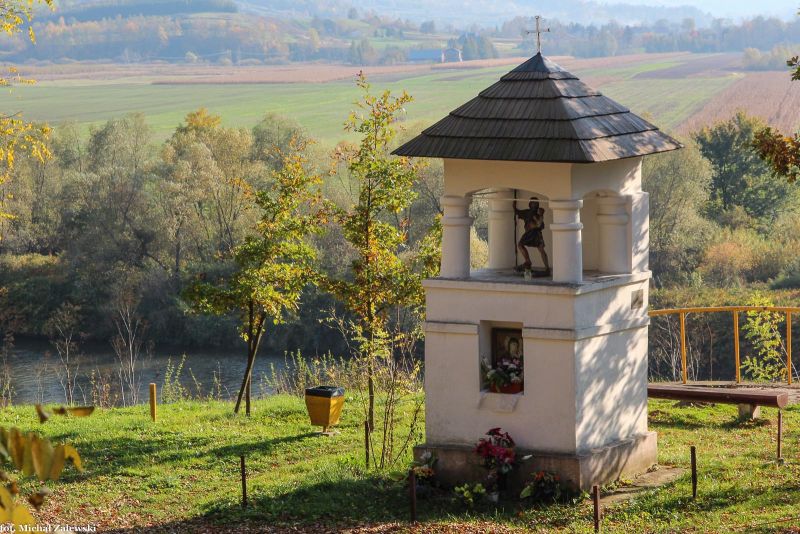 Plik:Babice nad Sanem b.jpg