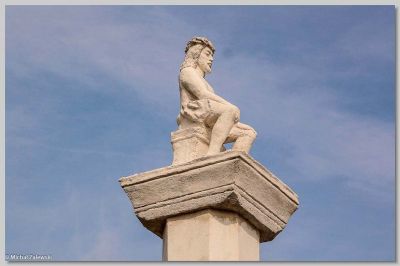 Chrystus Frasobliwy w Strożyskach