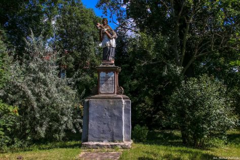 2. The monument of St. John of Nepomuk in Niedźwiednik, 1743