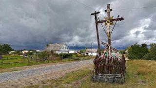 Krzyż przydrożny na Ukrainie