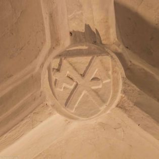 Gmerk na sklepieniu pod emporą w zachodnim przęśle nawy głównej (XV w.) fary elżbietańskiej