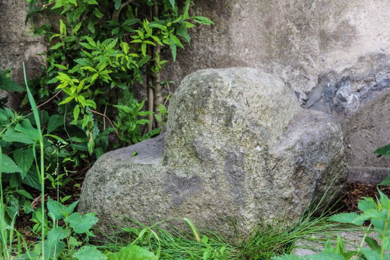 Plik:Kostomłoty k. kamienny 2.jpg