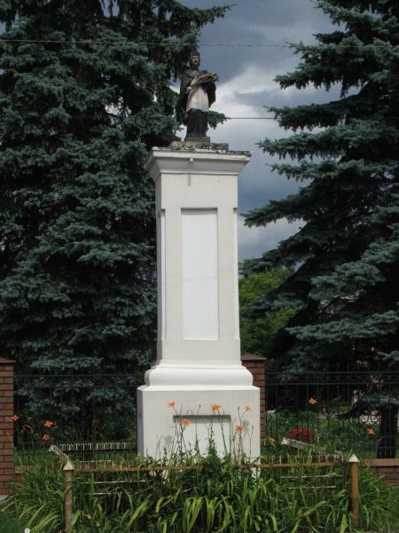 Plik:Węgrów Nepomuk a.jpeg