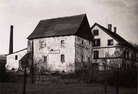 Czerwieńce, dwór, zamek