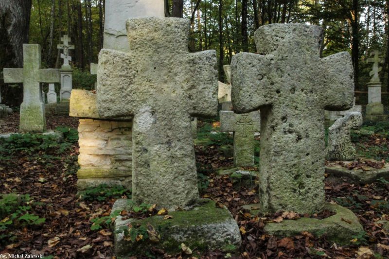 Plik:Stare Brusno cmentarz.jpg