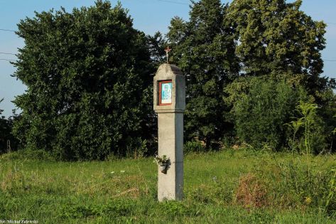 Monolitowa kamienna kapliczka słupowa, Sobótka