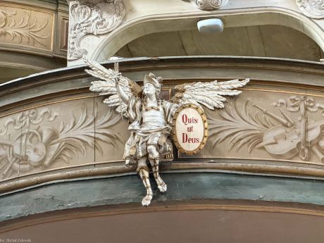 Duszniki-Zdrój, pow. kłodzki; Archanioł Michał na emporze w kościele świętych Piotra i Pawła