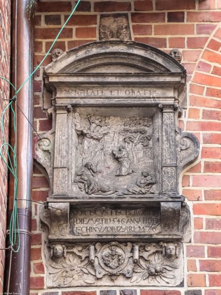 Plik:Fischer Narciss epitafium.jpg