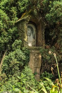 Kamienna kapliczka pokutna w Jaworze