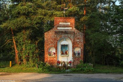 Warmińska kapliczka przydrożna