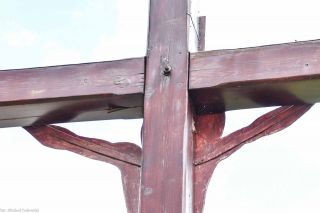 6. Wzmocnienia ramion blaszanego Chrystusa (fot. 2020)