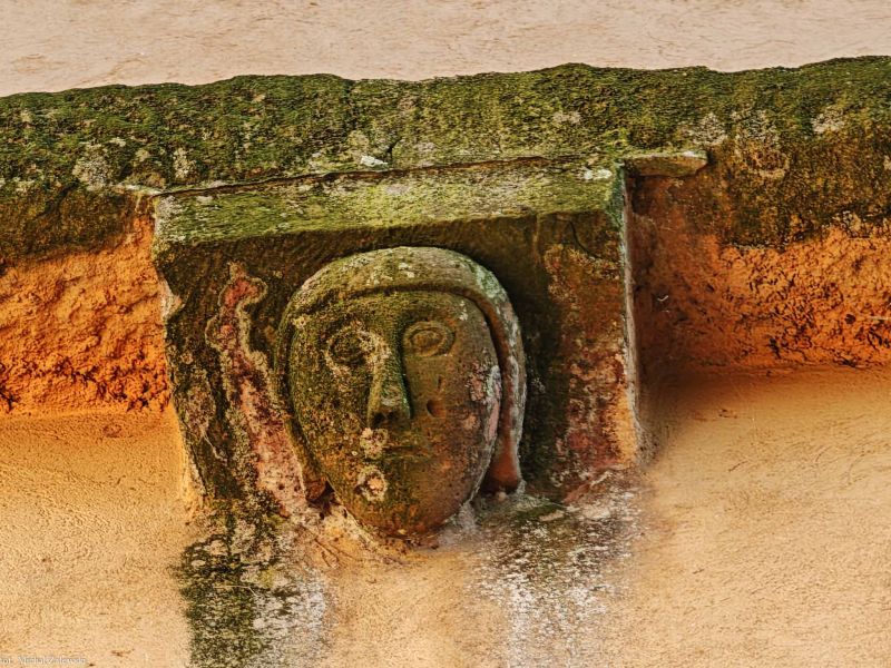 Plik:Marczów tatarska głowa.jpg