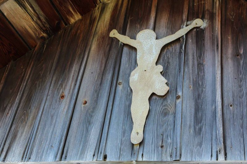 Plik:Jaśliska Chrystus z blachy.jpg