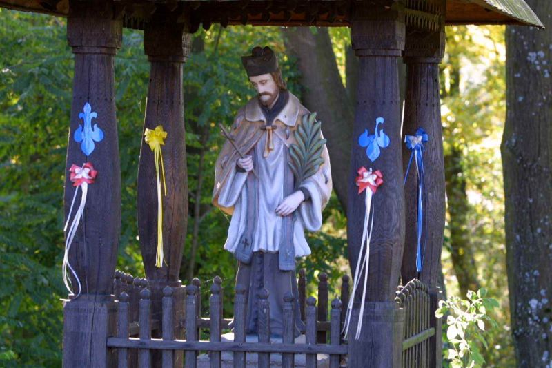 Plik:Krowica, św. Jan Nepomucen.jpeg