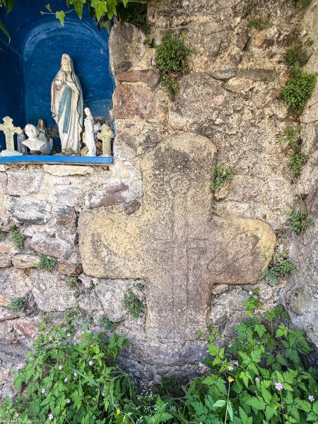 Plik:Miłków k. kamienny 3.jpg