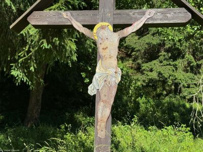 Nowy Gierałtów, Stronie śląskie, poprzedni krzyż w 2025 r.