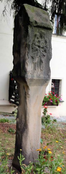 Plik:Sobótka, św. Anna Samotrzeć.jpeg