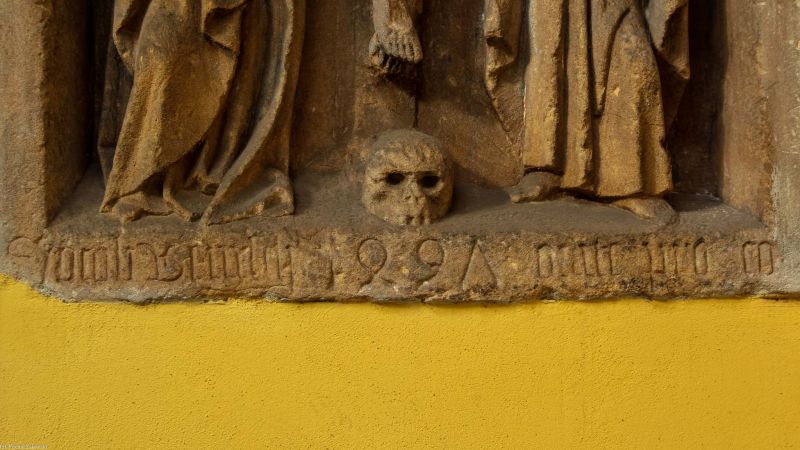 Plik:Epitafium 1497 Barbara b.jpg