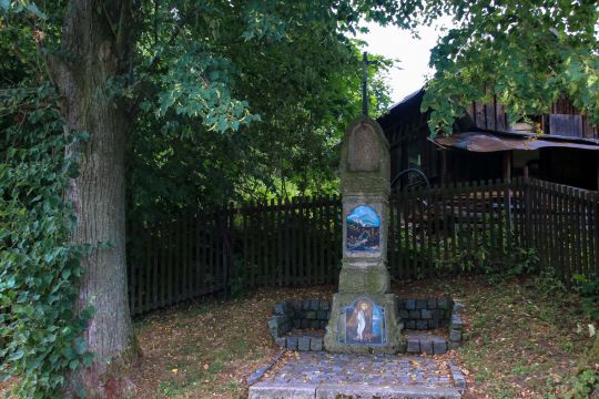 Hejnice, kraj liberecki; kapliczka Karola I