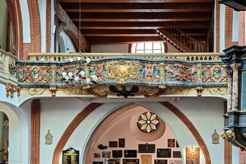 Plik:Chór Królewski fa.jpg