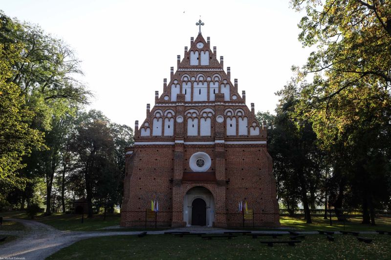 Plik:Kodeń kościół Ducha Świętego.jpg