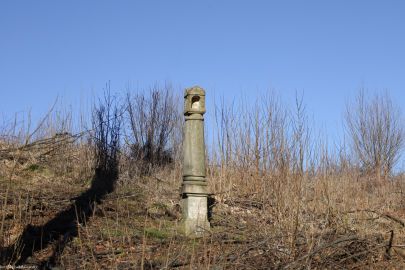 Wieszkowice (Pławna Górna), pow. lwówecki; kapliczka z 1708 r. ufundowana przez Michaela Knoblicha.