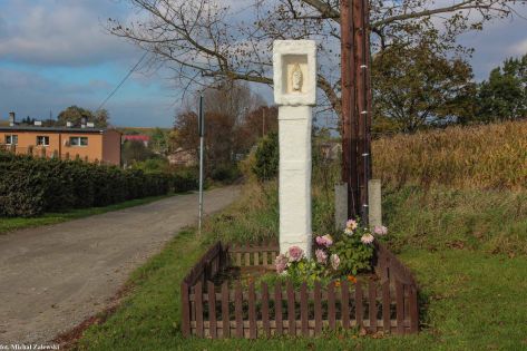 Kapliczka pojednania, Ożary