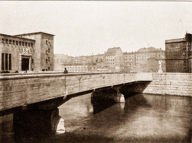 Plik:Most dojazdowy.jpg