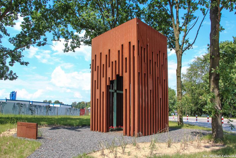 Plik:Bronowice Małe 2016.jpg