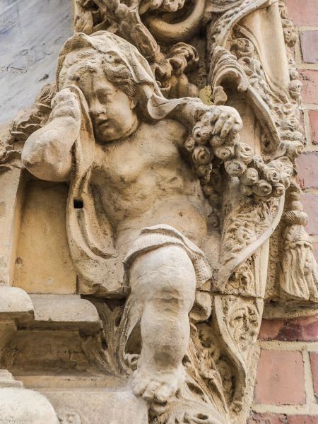 Plik:Frantz Anna Margaretha putto.jpg