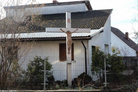 Krzyż przydrożny, ul. Zdzieszowicka, Leśnica pow. strzelecki}