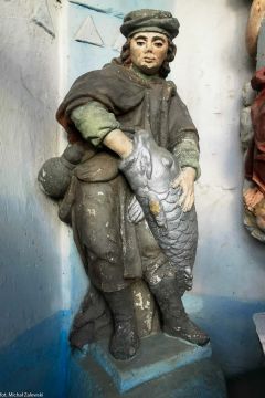 Św. Piotr w barokowej kapliczce koło Starczowa w pow. ząbkowickim