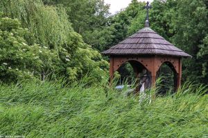 Św. Jan Nepomucen w brogowej kapliczce w radomskim skansenie